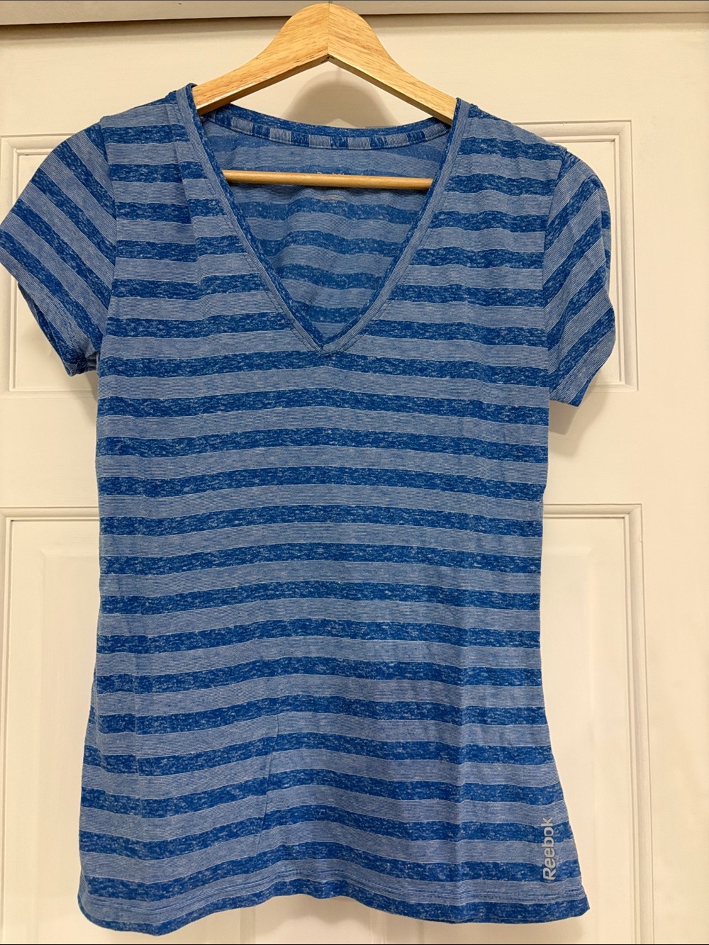Reebok Blue Striped V-Neck Short Sleeve Tee Top